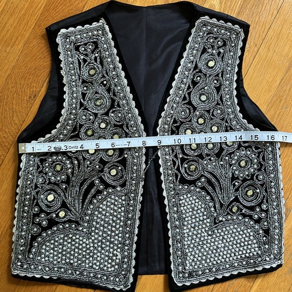 Vintage Beaded Velvet Vest Black & Silver Traditional Folk Embroidered - Picture 9 of 11